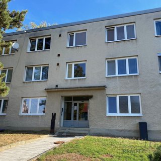 Prodej bytu 3+1 70 m² Buchlovice, Komenského