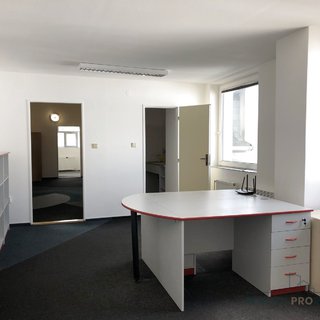 Pronájem kanceláře 128 m² Hrušky, Polní