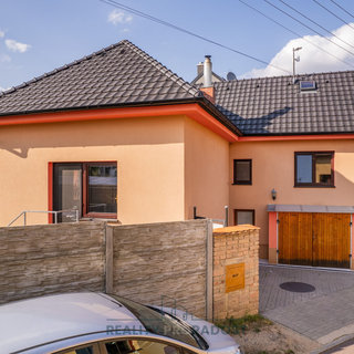 Prodej rodinného domu 90 m² Kuchařovice, Znojemská