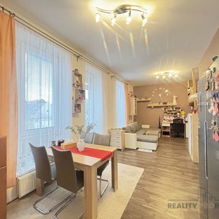 Prodej bytu 1+kk a garzoniéry 49 m² Bohdalice-Pavlovice, 