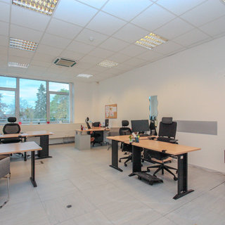 Pronájem kanceláře 35 m² Kolín, Sladkovského