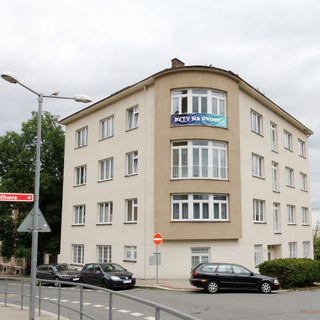 Pronájem bytu 1+kk a garsoniéry 34 m² Kolín, Krčínova