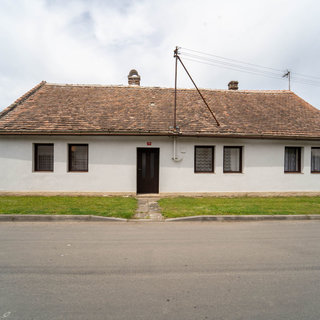 Prodej rodinného domu 86 m² Záboří nad Labem, Školní
