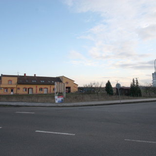 Prodej komerčního pozemku 1 491 m² Choťánky
