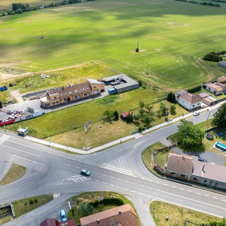 Prodej komerčního pozemku 1 491 m² Choťánky