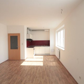 Pronájem bytu 2+kk 53 m² Kolín, Antonína Dvořáka