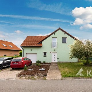 Prodej rodinného domu 149 m² Zlončice, 