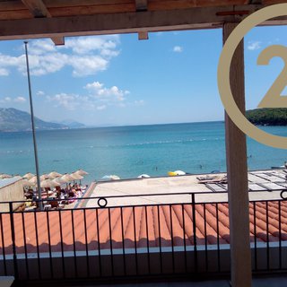 Prodej hotelu a penzionu 400 m² v Černé Hoře