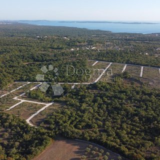Prodej zemědělské půdy 400 m² v Chorvatsku