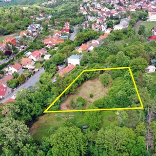 Prodej komerčního pozemku 2 065 m² Praha, 