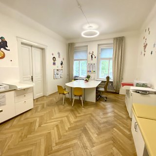 Pronájem kanceláře 124 m² Praha, Vinohradská