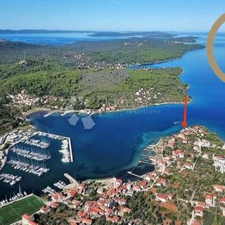 Prodej stavební parcely 1 015 m² v Chorvatsku