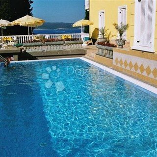 Prodej hotelu a penzionu 1 900 m² v Chorvatsku