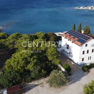 Prodej rodinného domu 350 m² v Chorvatsku
