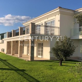 Prodej rodinného domu 480 m² v Chorvatsku