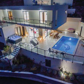 Prodej vily 300 m² v Chorvatsku