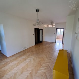 Pronájem bytu 2+1 56 m² Praha, Přistoupimská