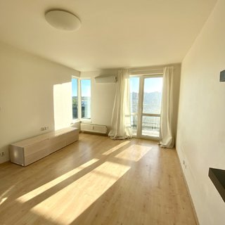 Pronájem bytu 3+kk 70 m² Praha, Wassermannova