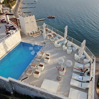 Prodej hotelu a penzionu 1 500 m² v Chorvatsku