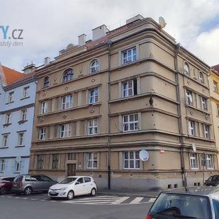 Prodej bytu 3+1 121 m² Cheb, Na Hradčanech