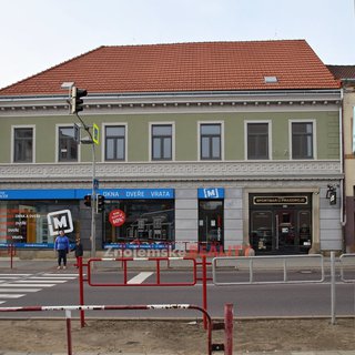 Pronájem obchodu 400 m² Znojmo, Pražská