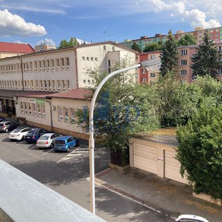 Prodej bytu 3+1 84 m² Karlovy Vary, Školní