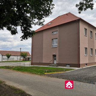 Prodej bytu 1+kk a garzoniéry 27 m² Miroslav, 