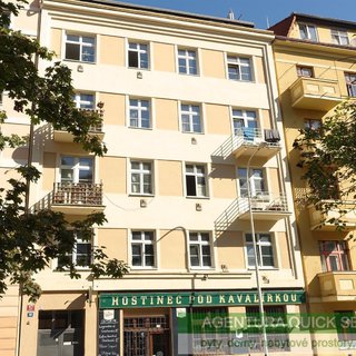 Prodej činžovního domu 1 060 m² Praha, Pod Kavalírkou