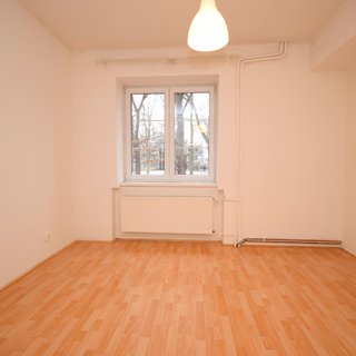 Pronájem bytu 1+kk a garzoniéry 25 m² Strakonice