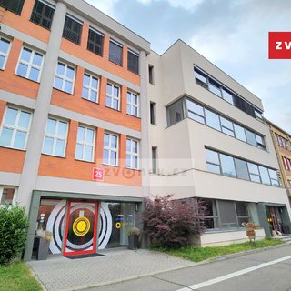 Pronájem kanceláře 180 m² Zlín, Filmová