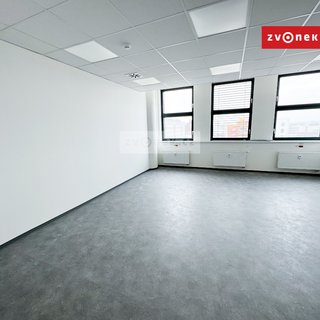 Pronájem kanceláře 75 m² Zlín, 