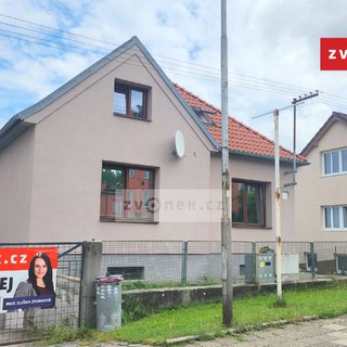 Prodej rodinného domu 321 m² Zlín, Obeciny