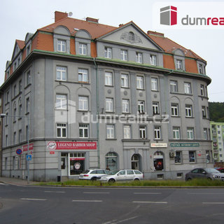 Pronájem bytu 2+1 62 m² Děčín, Revoluční nám.
