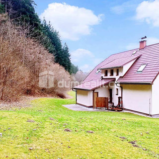 Prodej rodinného domu 266 m² Velké Karlovice, 