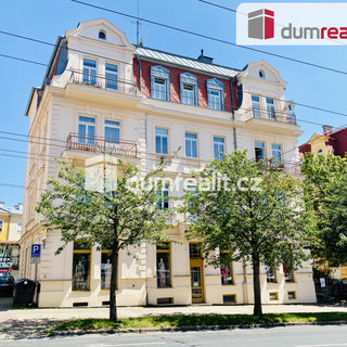 Prodej bytu 1+kk a garsoniéry 30 m² Mariánské Lázně, Hlavní třída