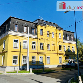 Prodej bytu 2+kk 68 m² Mariánské Lázně, Husova