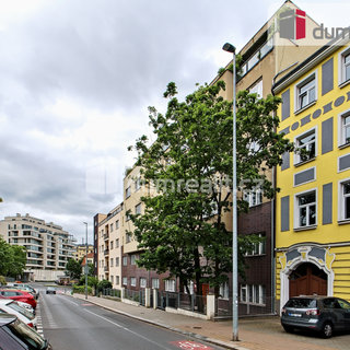 Prodej bytu 3+1 82 m² Praha, Na Klikovce