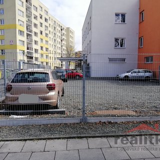 Pronájem parkovacího místa 3 m² Opava, Pekařská