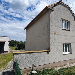 Prodej rodinného domu 257 m² Lázně Bohdaneč, Šípkova