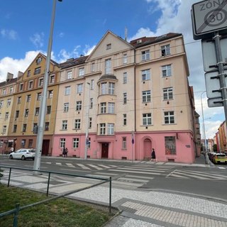 Pronájem bytu 1+kk a garsoniéry 32 m² Praha, Dělnická
