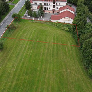 Prodej stavební parcely 1 441 m² Jince, Slavíkova