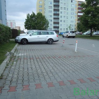 Pronájem parkovacího místa 16 m² Brno, 