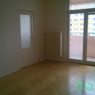 Pronájem bytu 1+1 32 m² Brno, 