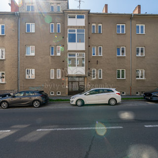 Prodej bytu 2+1 59 m² Olomouc, Štítného