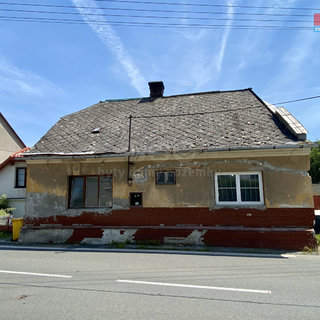 Prodej rodinného domu 180 m² Dvorce, Olomoucká