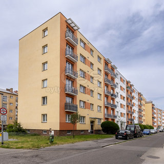 Prodej bytu 3+1 70 m² Pardubice, Na Hrádku