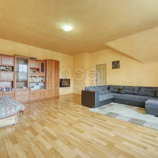 Prodej bytu 4+1 122 m² Kozolupy