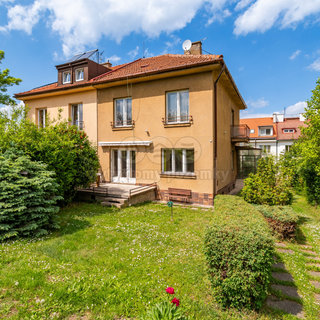 Prodej rodinného domu 278 m² Praha, Glinkova
