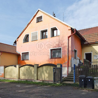 Pronájem bytu 2+kk 68 m² Červené Pečky, Dobešovice