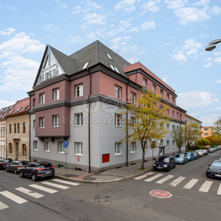 Pronájem bytu 2+kk 79 m² Chomutov, Čechova
